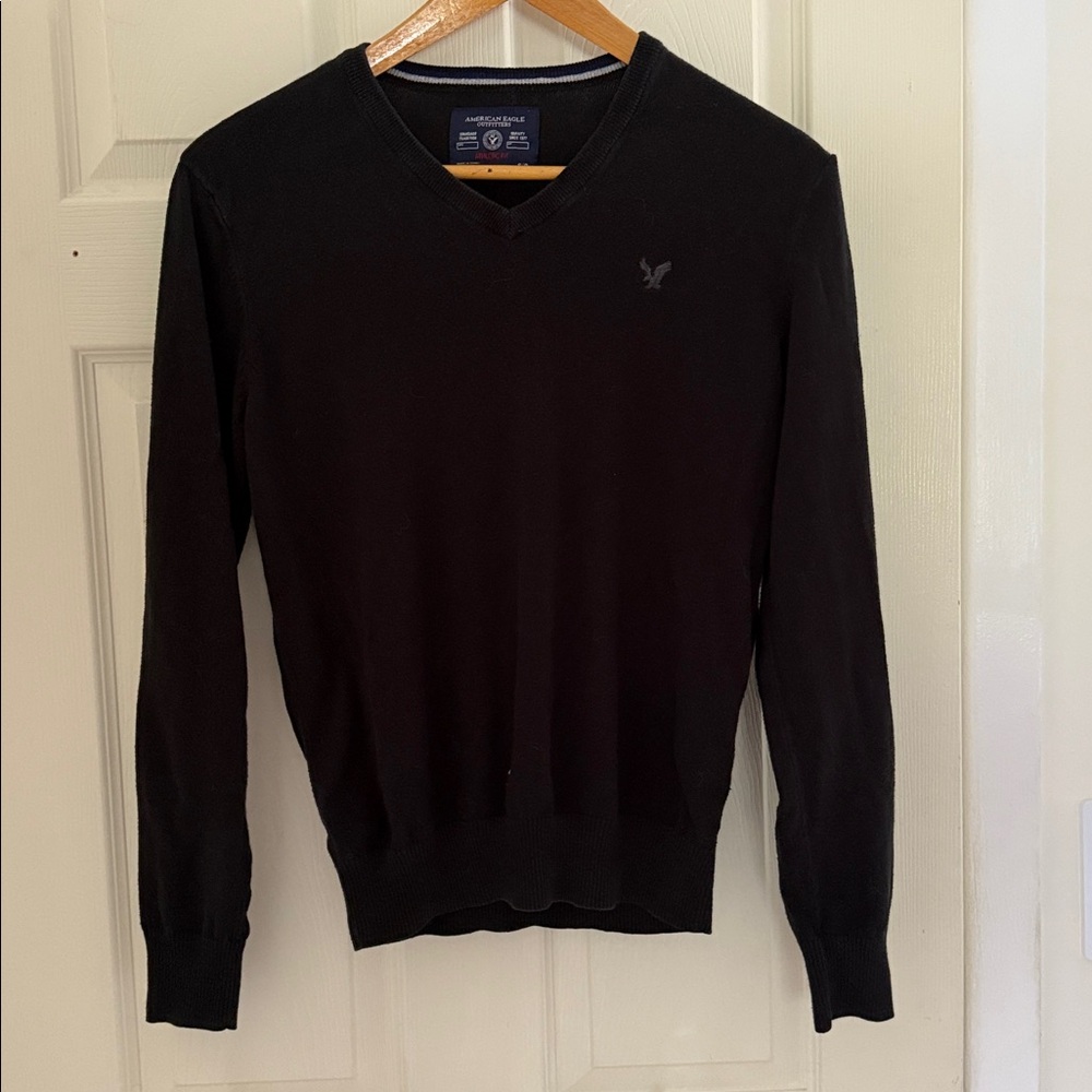 American Eagle Outfitters Black V-Neck Sweater
